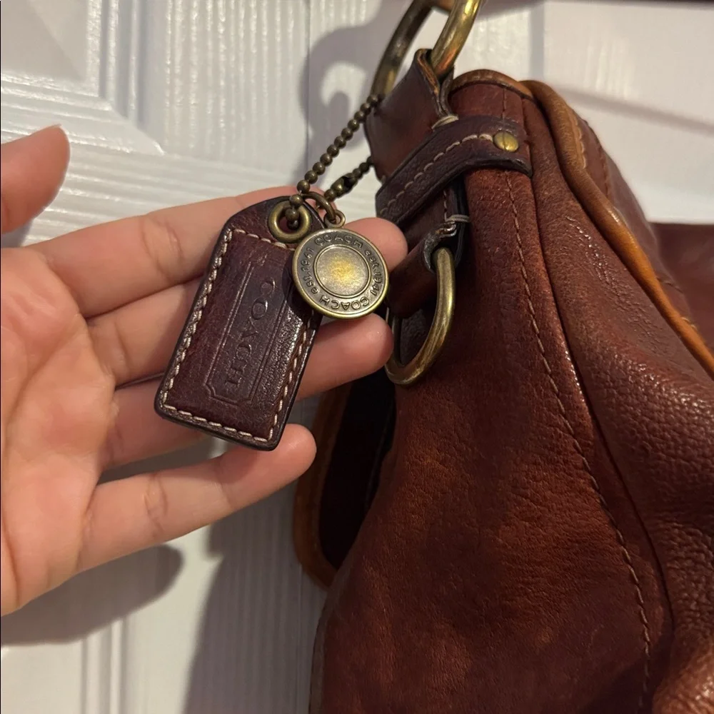 Vintage Coach Legacy Shoulder Bag - Picture 6 of 16